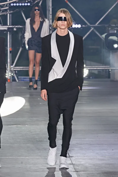 Look 86